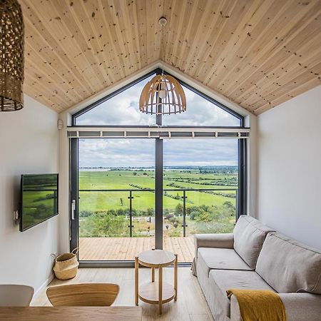 Nowe Domki Deluxe Z Widokiem Na Zatoke Z Basenem I Sauna Oslonino Exterior foto