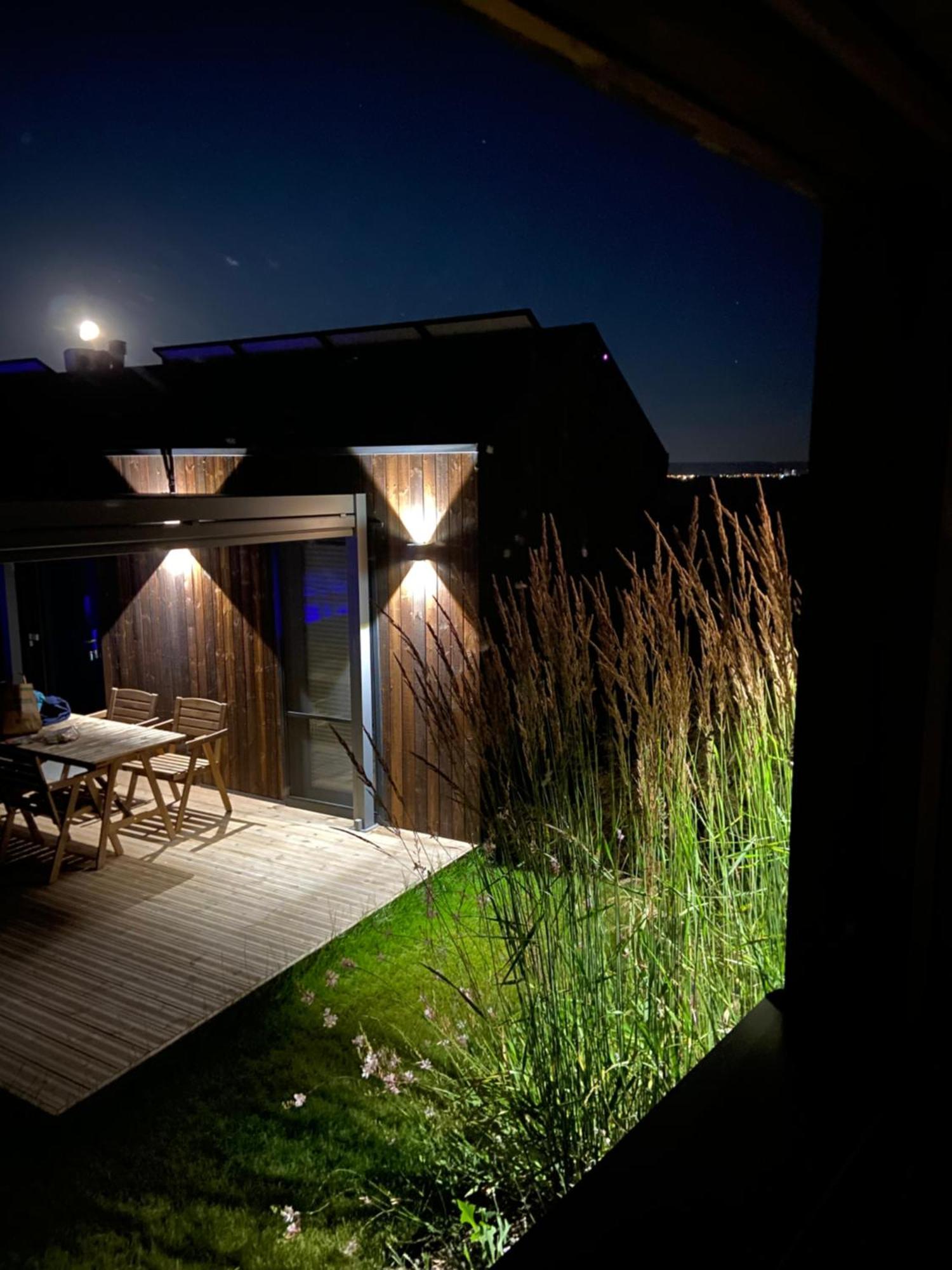 Nowe Domki Deluxe Z Widokiem Na Zatoke Z Basenem I Sauna Oslonino Exterior foto